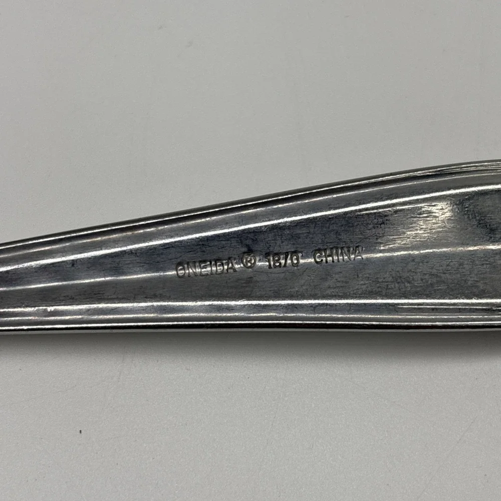 Oneida 18/0‎ Stainless DYLAN Spoons Place Oval Soup Set Of 6